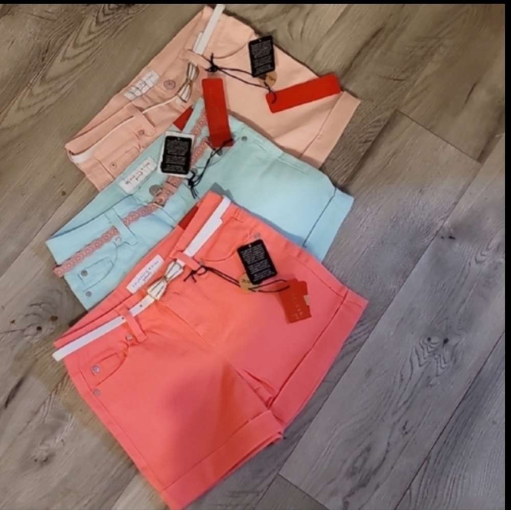 NEW Girls Shorts Celebrity Pink Size 12